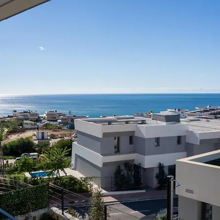 Beautiful Modern Town House - Eden El Faro